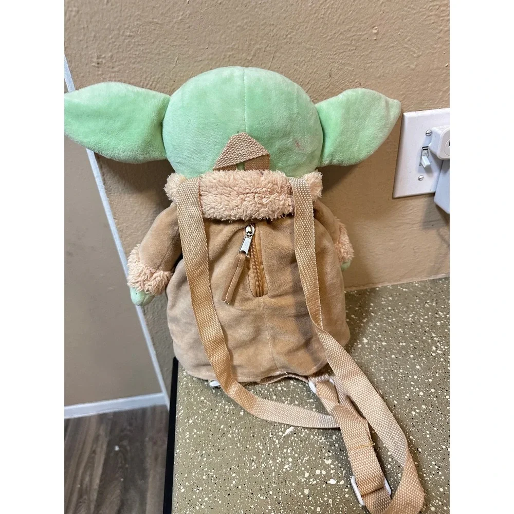 Star Wars Grogu Baby Yoda Plush Backpack – Mini Zipper Bag –‎ Kids
